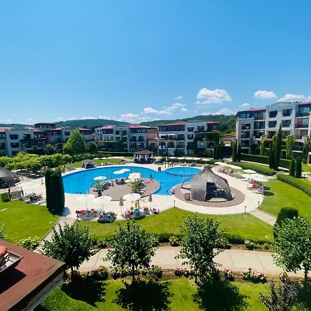 Life - Tiana Apartment
